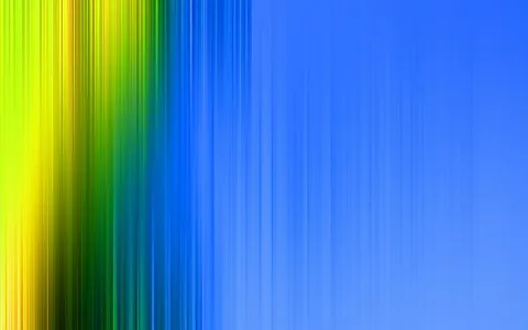 Vertikal verwischte Linien laufen von links nach rechts durch Gelb, Grün und Blau, rechts geht das Blau in einen ruhigen Verlauf über.