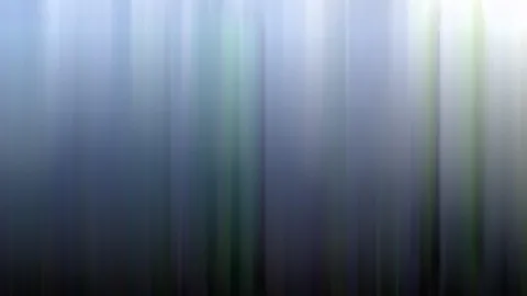 Abstrakte Komposition aus vertikalen, verwischten Streifen in Blau-, Grau- und Grüntönen, heller am oberen Rand und rechts, dunkler unten.