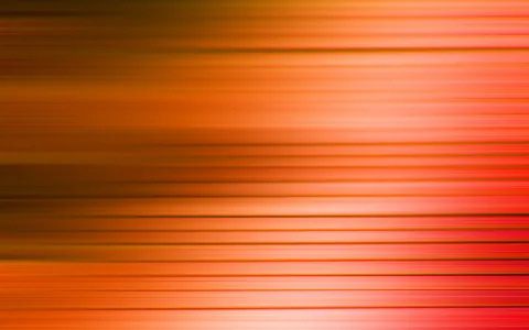 Abstrakte horizontale Streifen in Orange und Rot, nach rechts heller werdend, mit weichen Verläufen und unscharfen Linien.