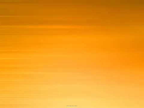 Horizontale, verwischte Streifen in Orange und Gelb, die von dunklem Ocker oben zu hellem Gelb unten übergehen.
