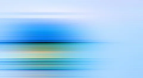 Waagerecht verwischte Streifen in Blau, Hellblau und Grün, links oben ein dunkleres blaues Feld.
