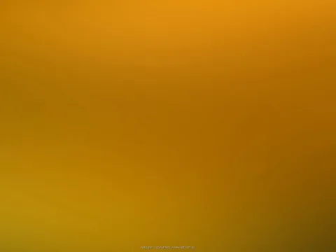 Ein weicher Farbverlauf von Orange über Bernstein bis Ockergelb, oben heller, unten dunkler, ohne erkennbare Motive.