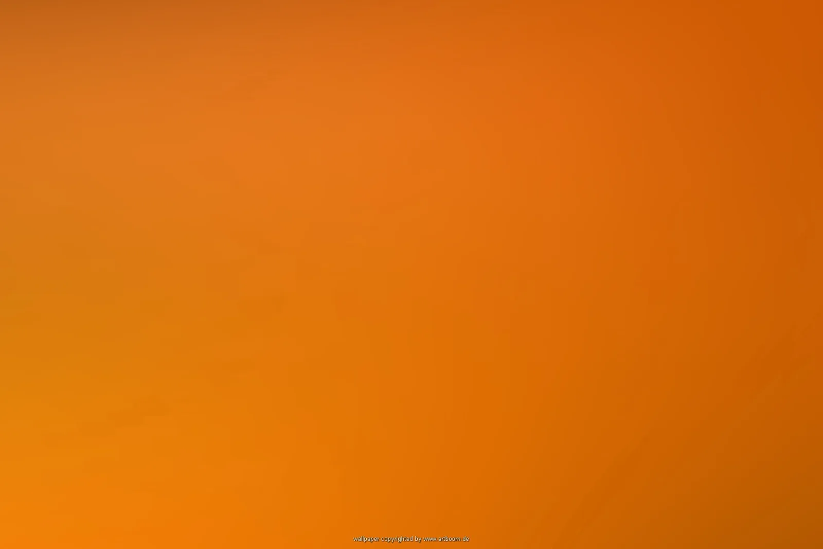 Weicher Verlauf von Orange nach Rotorange, ohne erkennbare Motive oder Strukturen.