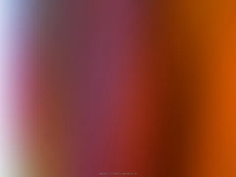 Weicher Farbverlauf von hellem Blaugrau links über Violett und Rot bis zu kräftigem Orange rechts, mit kleinem Copyright-Schriftzug unten.