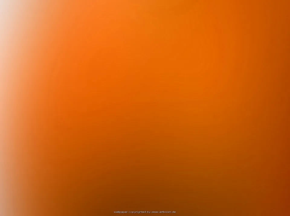 Weicher Verlauf von hellem Orange am linken Rand zu dunklem Braunorange am unteren Bildrand.