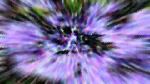 Abstrakte Komposition mit radial von einem dunklen Zentrum nach außen laufenden lila, blauen und grünen Streifen, mosaikartig verpixelt.